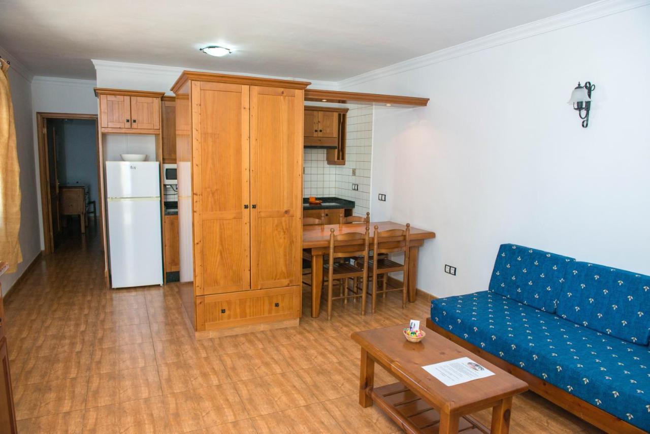 Apartamentos La Palmera Фронтера Экстерьер фото